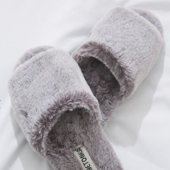 Minnetonka Sunday sandals /slide - Picture 2 of 3